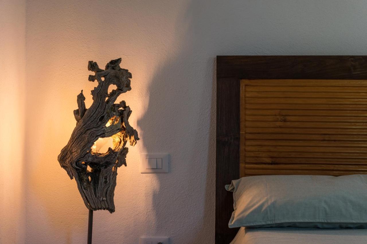 Agriturismo Schiaccia Ghiande マッサ・マリッティマ エクステリア 写真