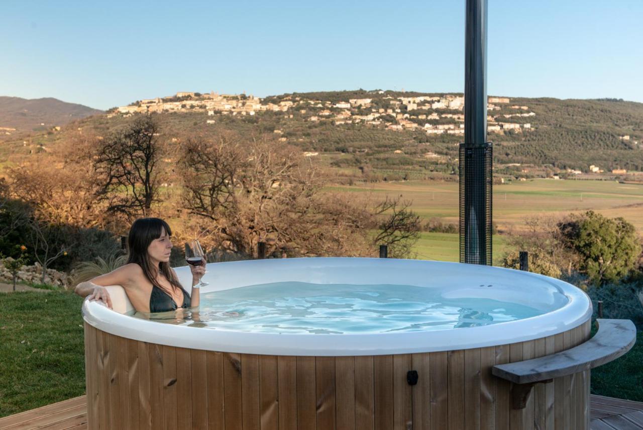 Agriturismo Schiaccia Ghiande マッサ・マリッティマ エクステリア 写真